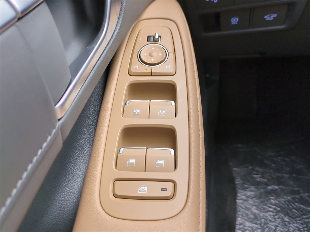 New 2025 Hyundai Sonata Limited image 25