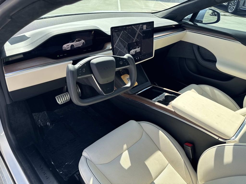 Used 2021 Tesla Model S Plaid image 14