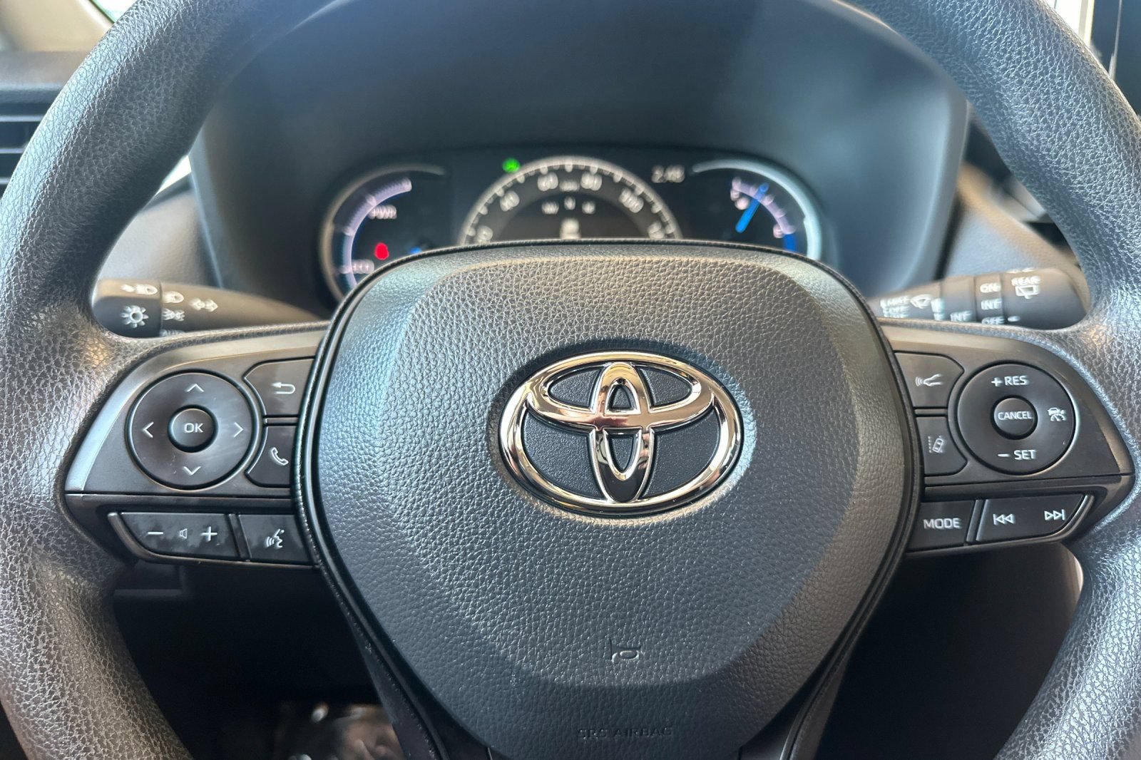 Used 2025 Toyota RAV4 XLE AWD/4WD image 26