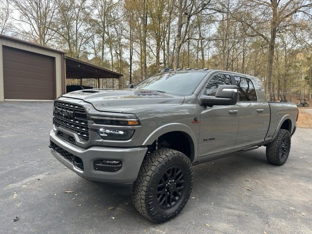 Used 2026 RAM 3500 Limited image 10