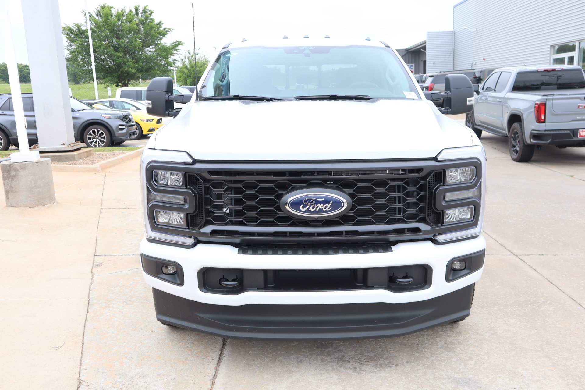 New 2026 Ford F350 XL w/ STX Appearance Package AWD/4WD image 9
