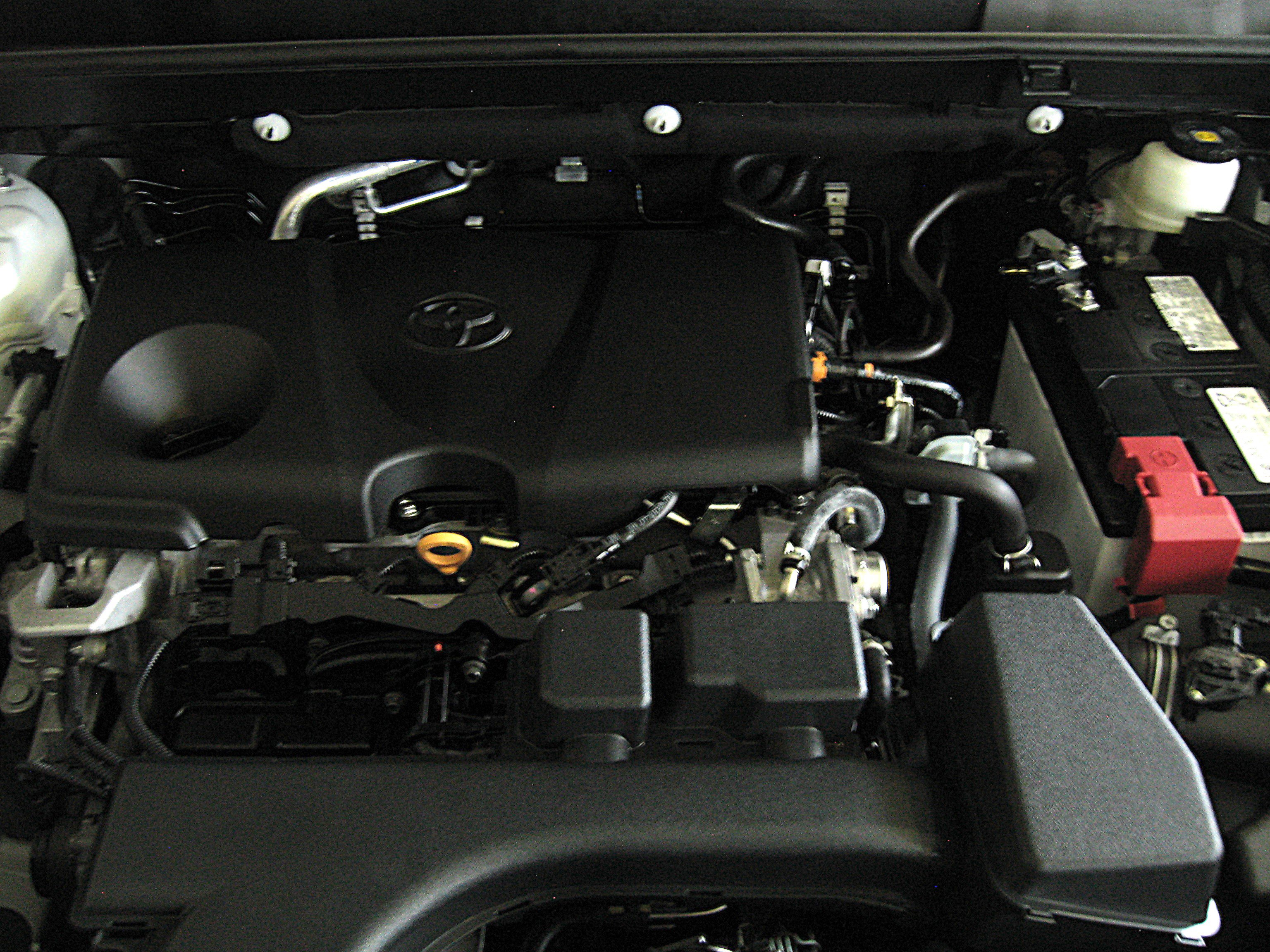 Used 2022 Toyota RAV4 XLE image 29