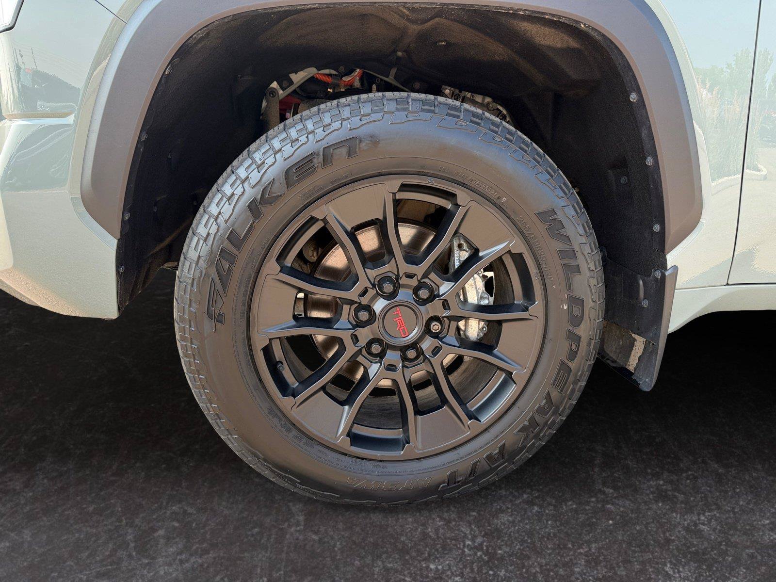Used 2025 Toyota Tundra Platinum AWD/4WD image 27