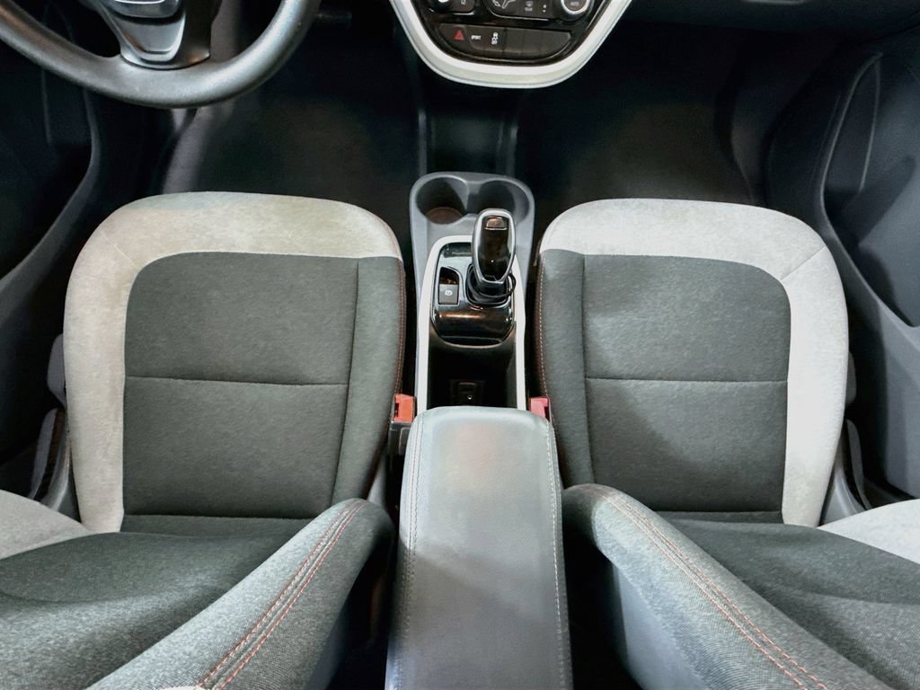 Used 2019 Chevrolet Bolt LT FWD image 16