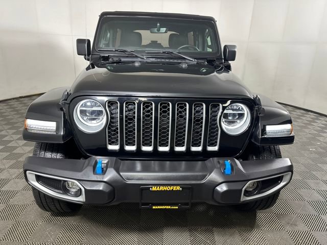 Used 2022 Jeep Wrangler Unlimited Sahara w/ Cold Weather Group image 8