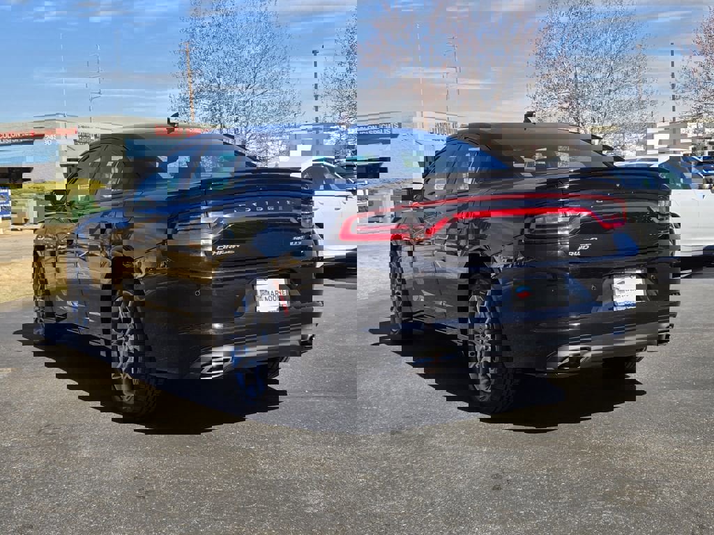 Used 2017 Dodge Charger SXT w/ Rallye Group image 3