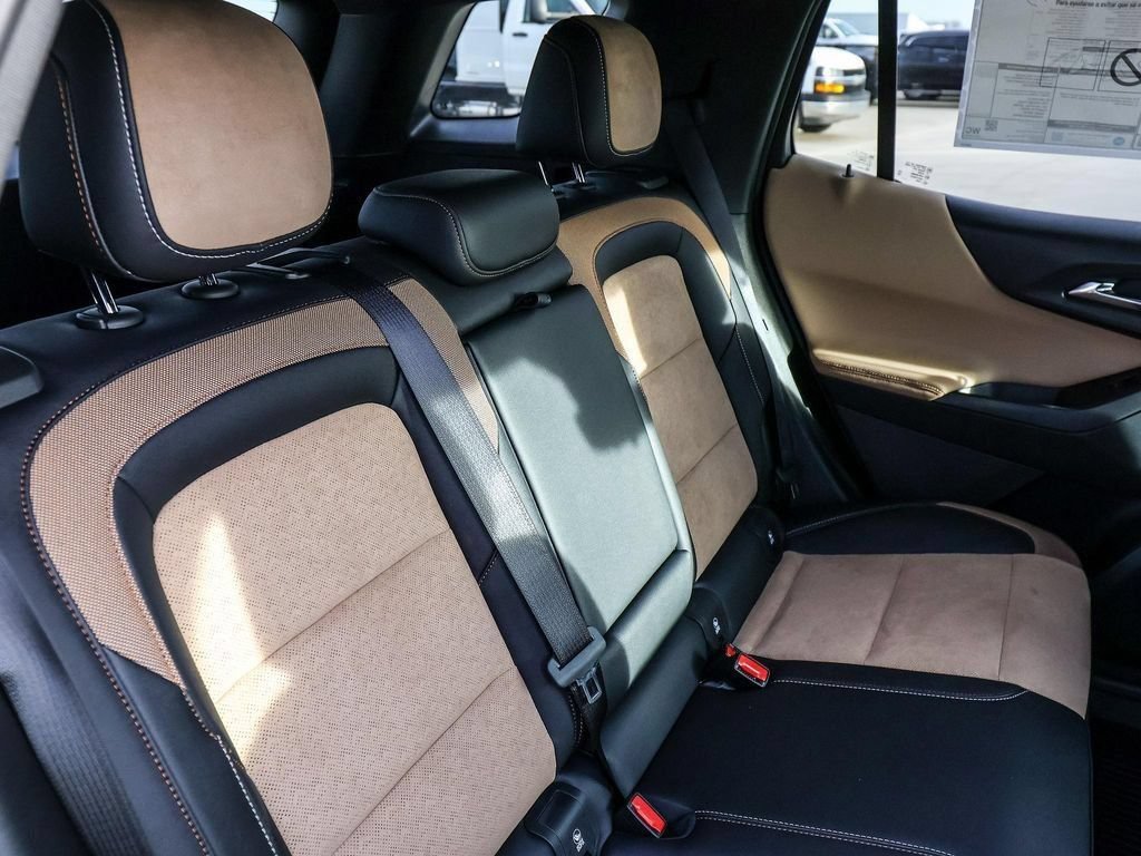 New 2026 Chevrolet Equinox ACTIV w/ Convenience Package III AWD/4WD image 27