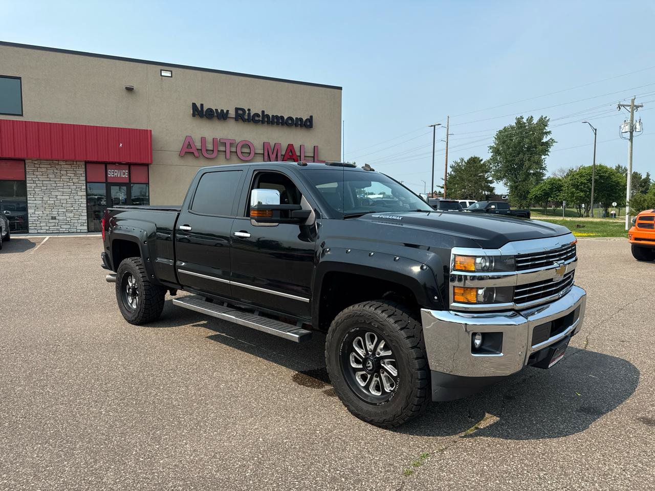 Used 2015 Chevrolet Silverado 2500 LTZ w/ Duramax Plus Package AWD/4WD image 7