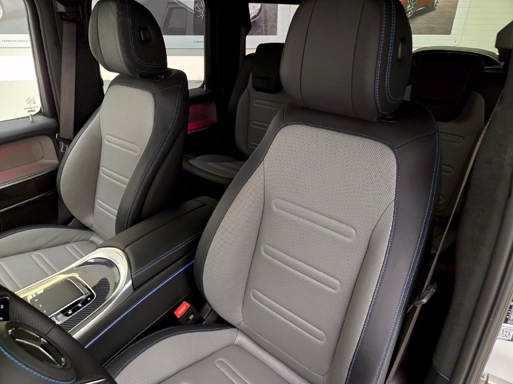Used 2025 Mercedes-Benz G 580 w/ EQ Technology image 30
