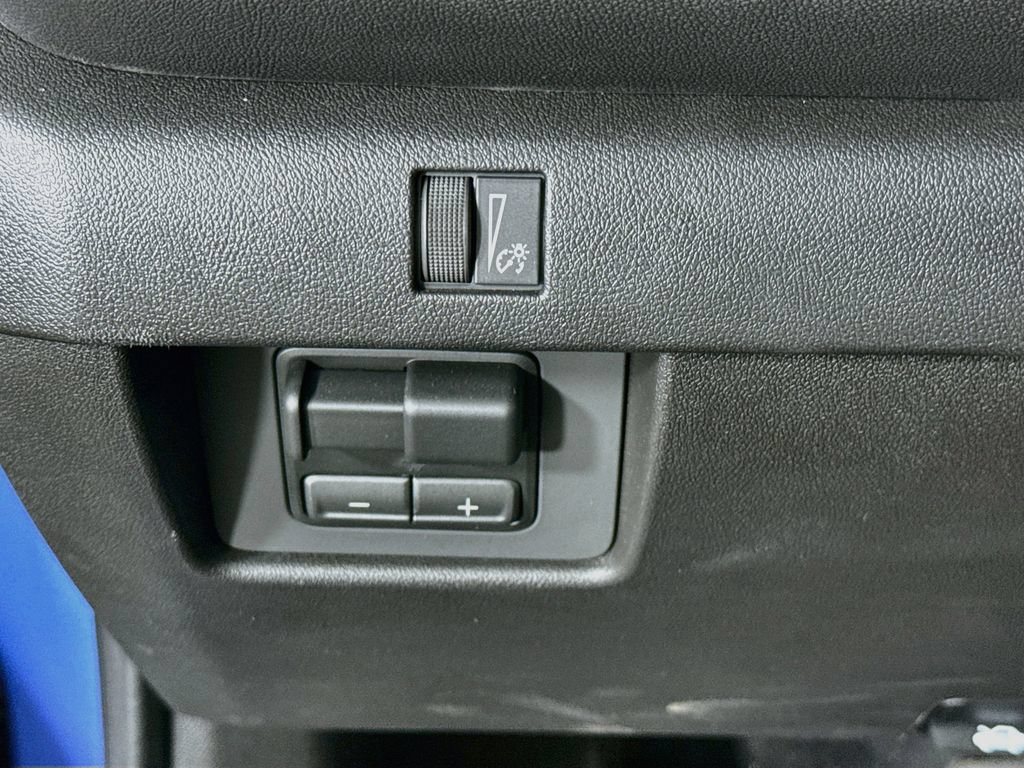 Used 2026 Chevrolet Colorado Trail Boss AWD/4WD image 18