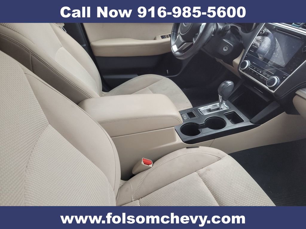 Used 2018 Subaru Outback 2.5i Premium image 3