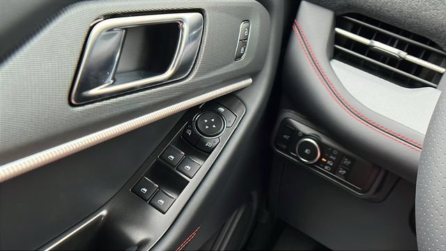 New 2026 Ford Explorer ST-Line RWD image 33