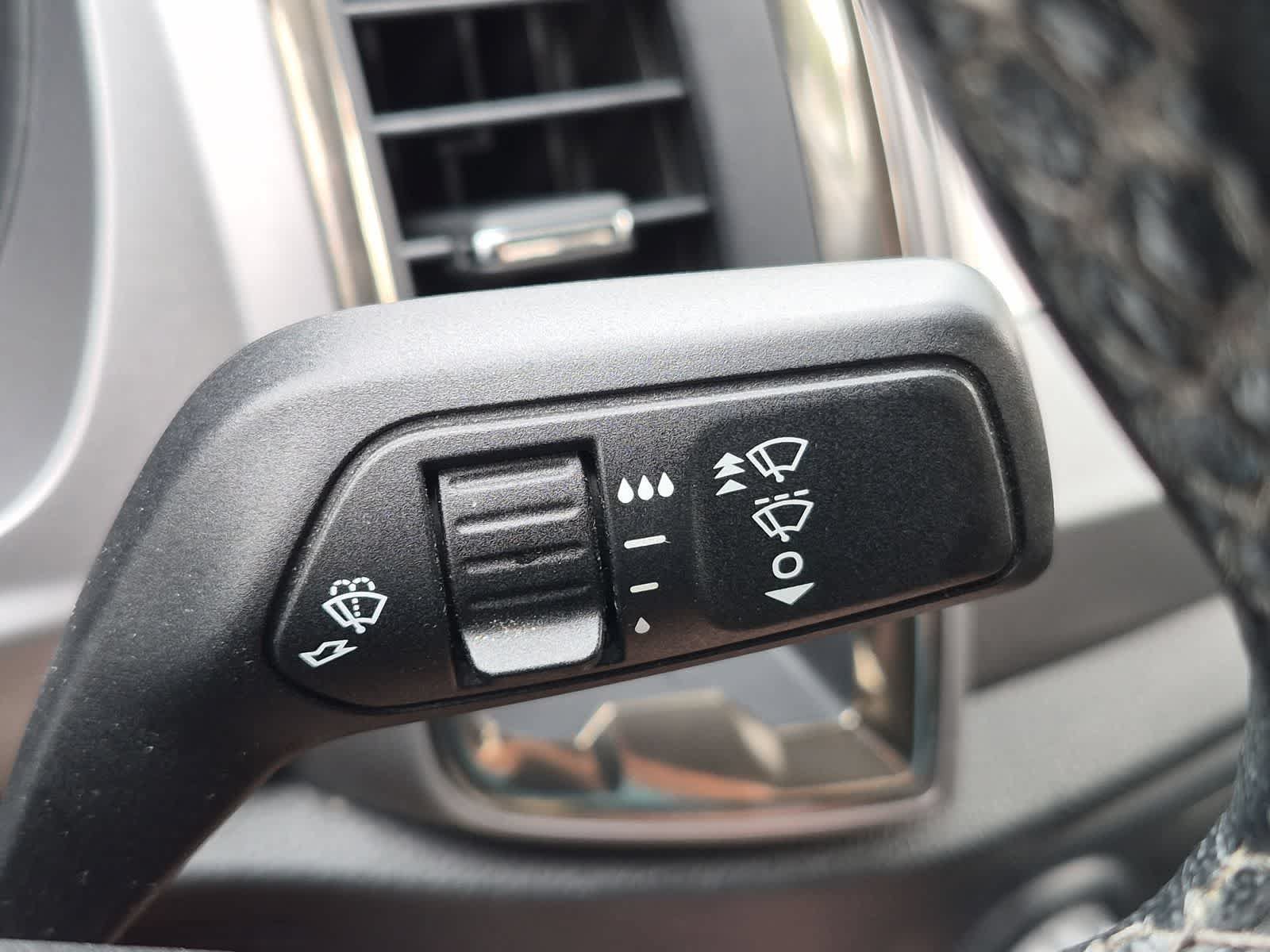 Used 2020 Ford Ranger XLT w/ Equipment Group 301A Mid AWD/4WD image 25