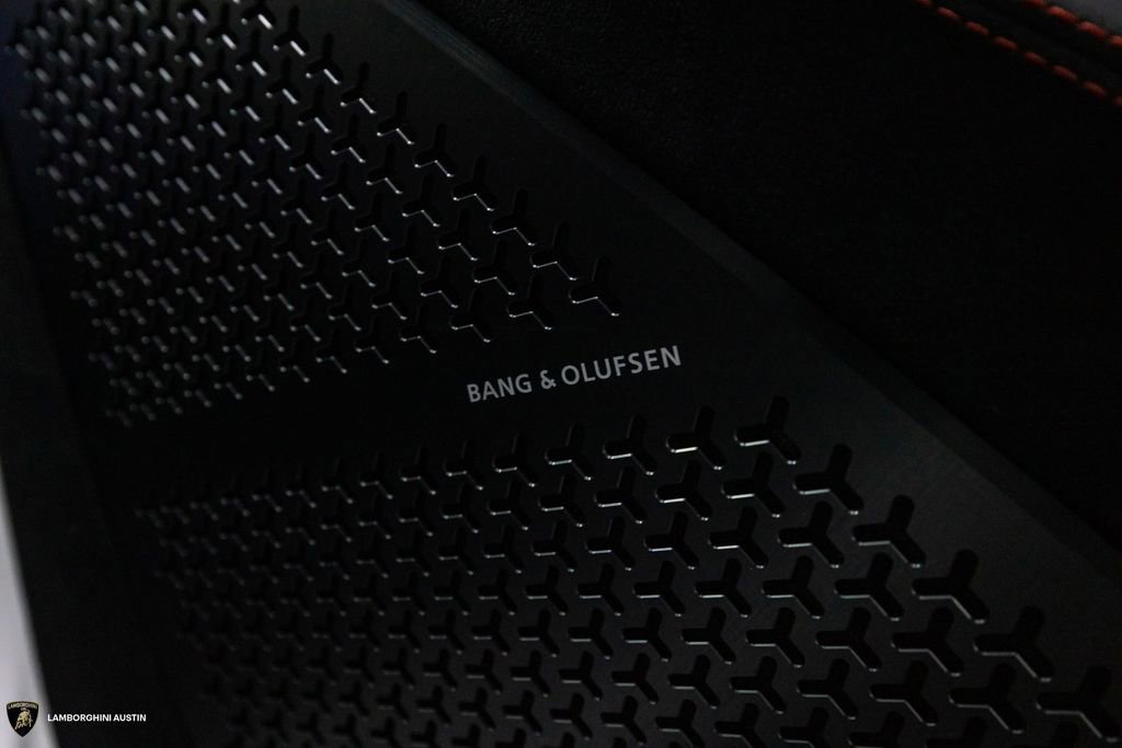 Used 2023 Lamborghini Urus Performante image 46