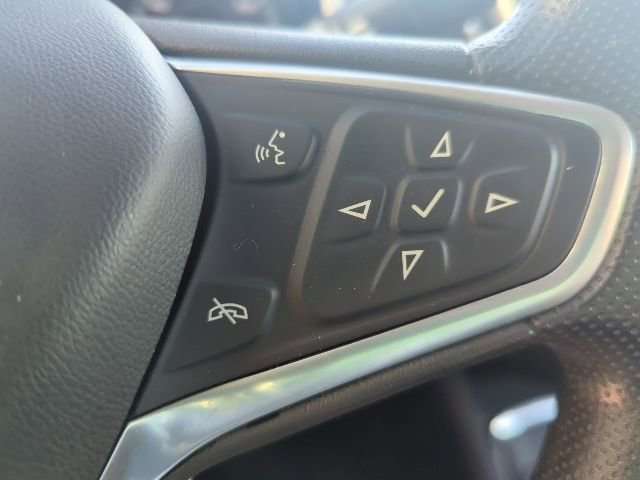 Used 2023 Chevrolet Malibu LT image 35