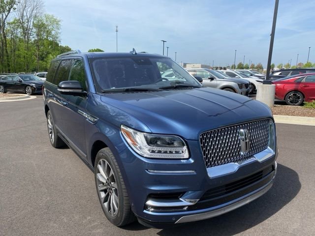 Used 2020 Lincoln Navigator Reserve w/ Luxury Package image 3