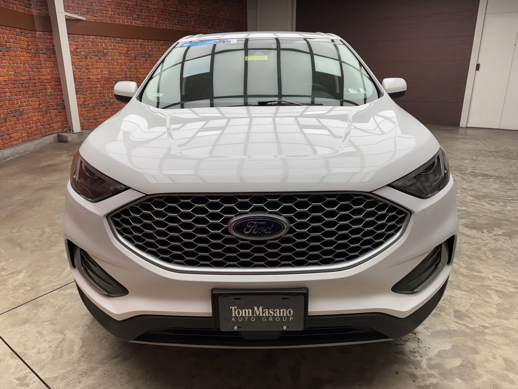 Certified 2024 Ford Edge SEL AWD/4WD image 6