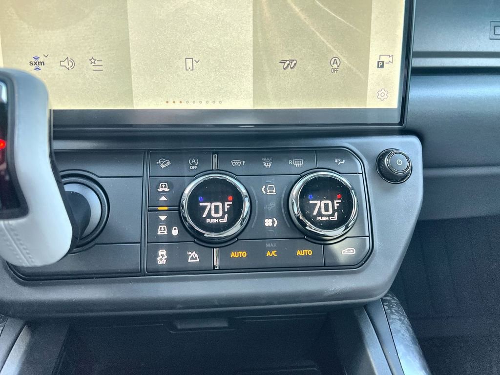 New 2026 Land Rover Defender 110 image 26