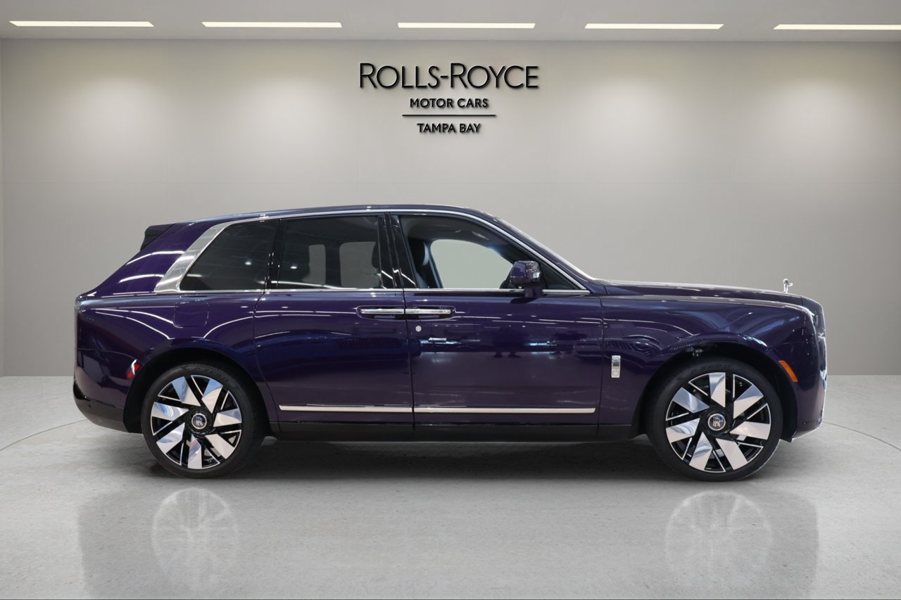 New 2026 Rolls-Royce Cullinan w/ Cullinan Package AWD/4WD image 8