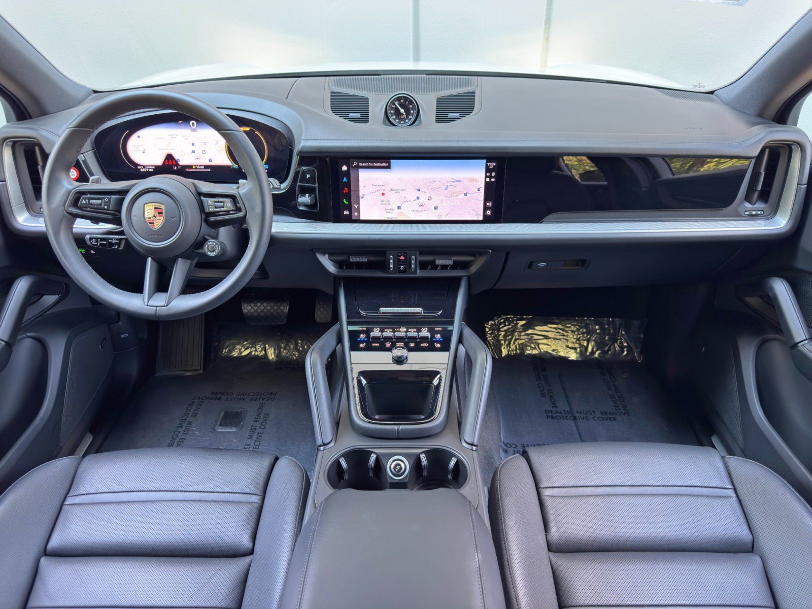 Used 2025 Porsche Cayenne w/ Premium Package Plus AWD/4WD image 13