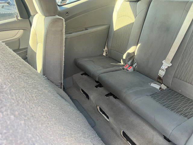 Used 2014 Chevrolet Traverse LS image 15