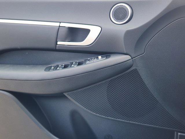 New 2026 Hyundai Sonata SEL image 17