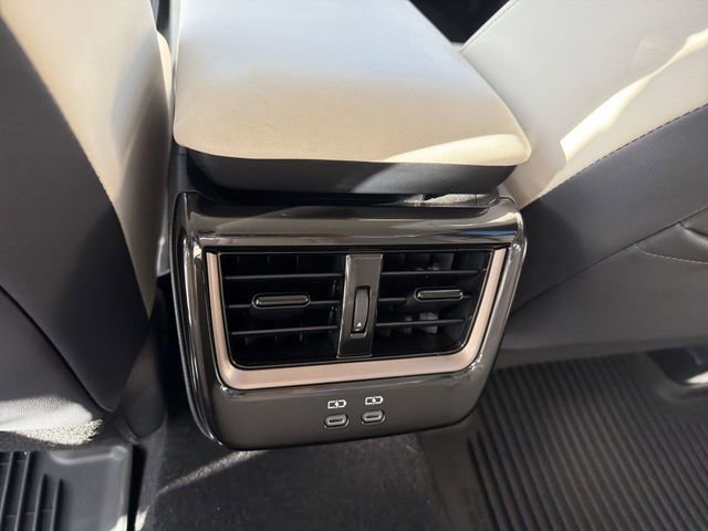 Certified 2024 Toyota Crown AWD/4WD image 23