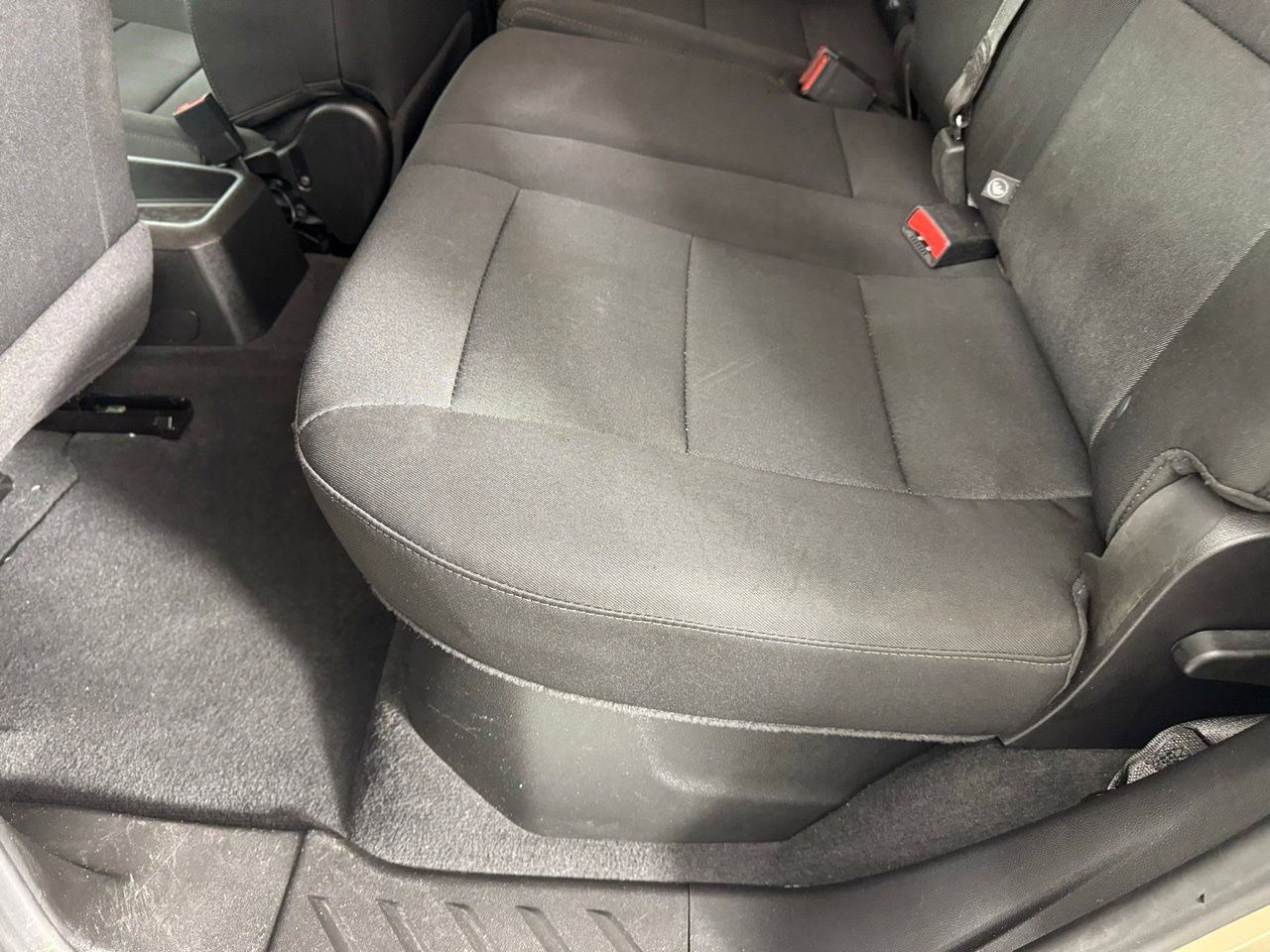 Used 2024 Chevrolet Colorado W/T image 24