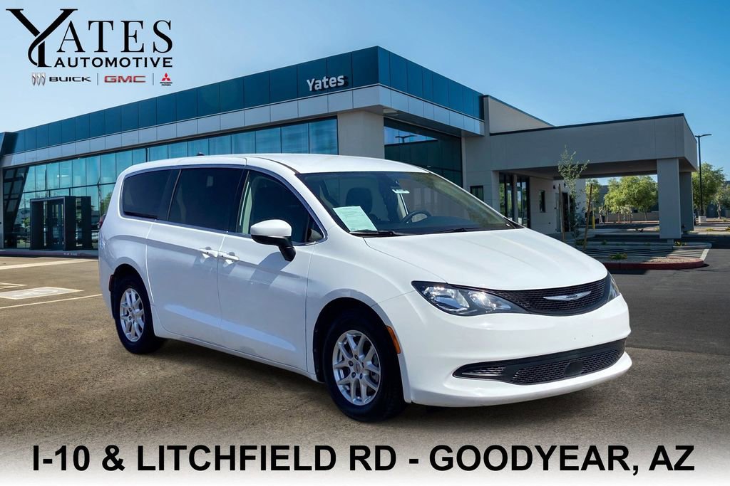 Used 2022 Chrysler Voyager LX