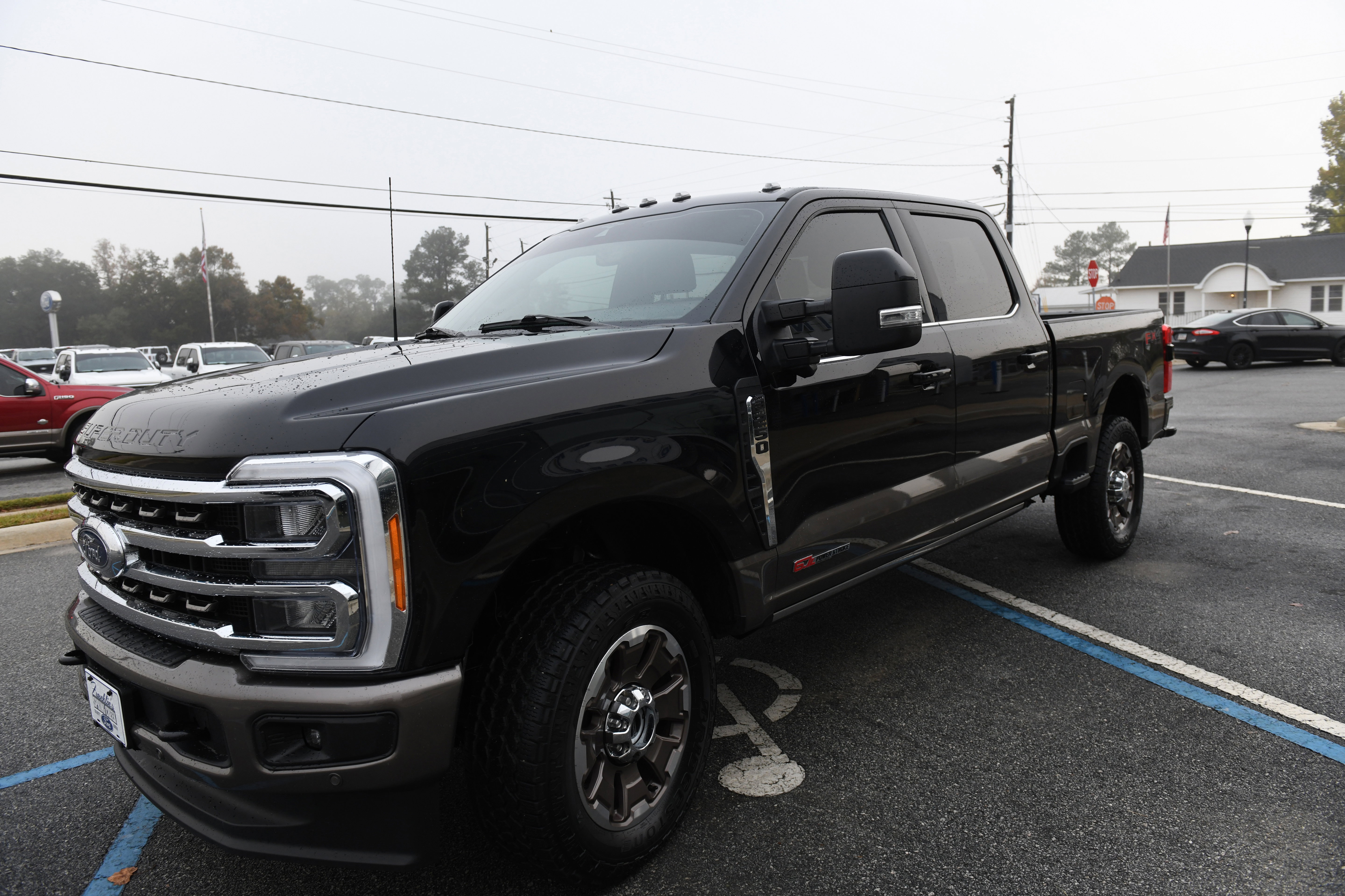 Used 2023 Ford F250 King Ranch image 7