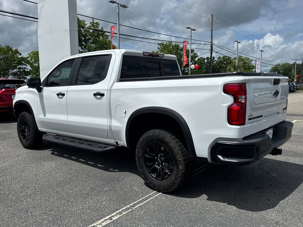 Used 2024 Chevrolet Silverado 1500 ZR2 AWD/4WD image 5