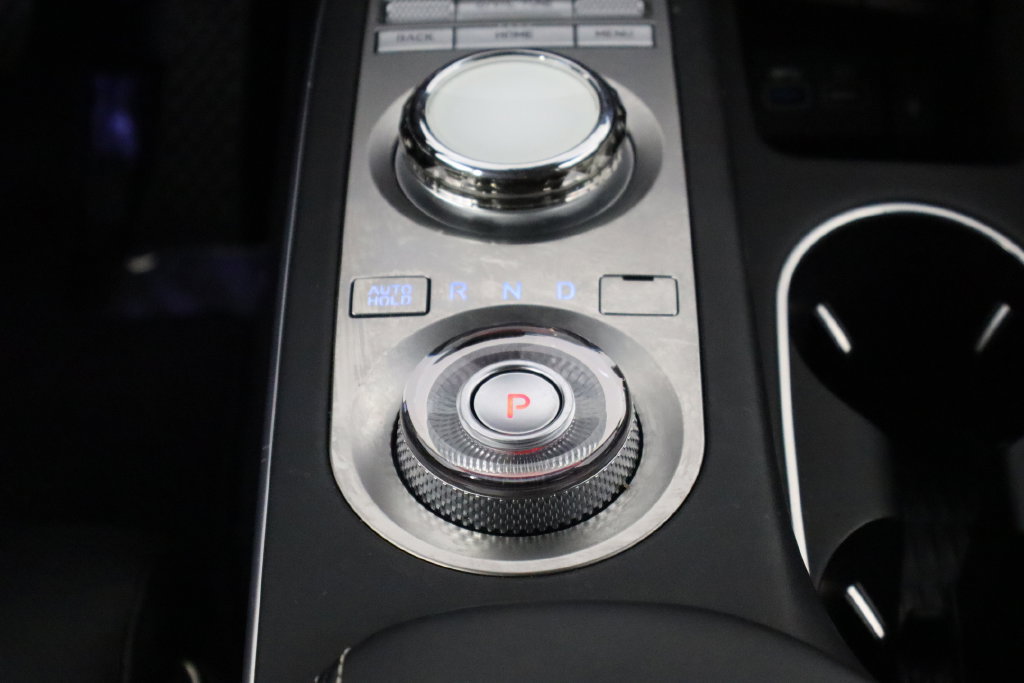 Used 2023 Genesis Electrified GV70 AWD/4WD image 30