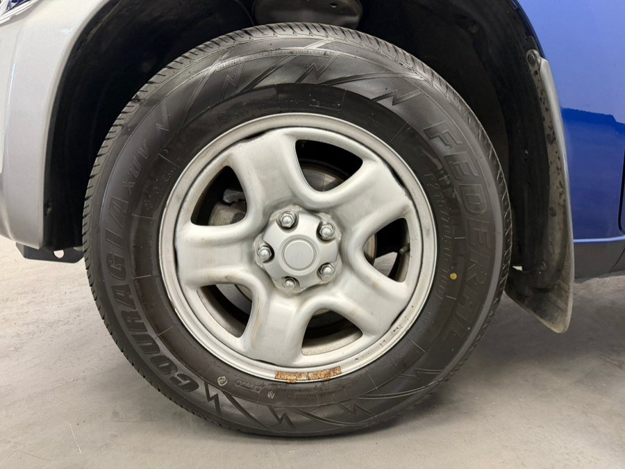 Used 2005 Toyota RAV4 2WD image 59