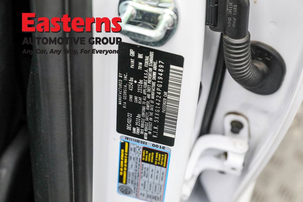 Used 2023 Kia K5 LXS image 32