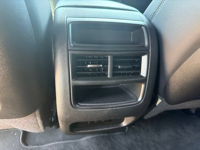 Used 2025 Cadillac XT5 Luxury FWD image 19