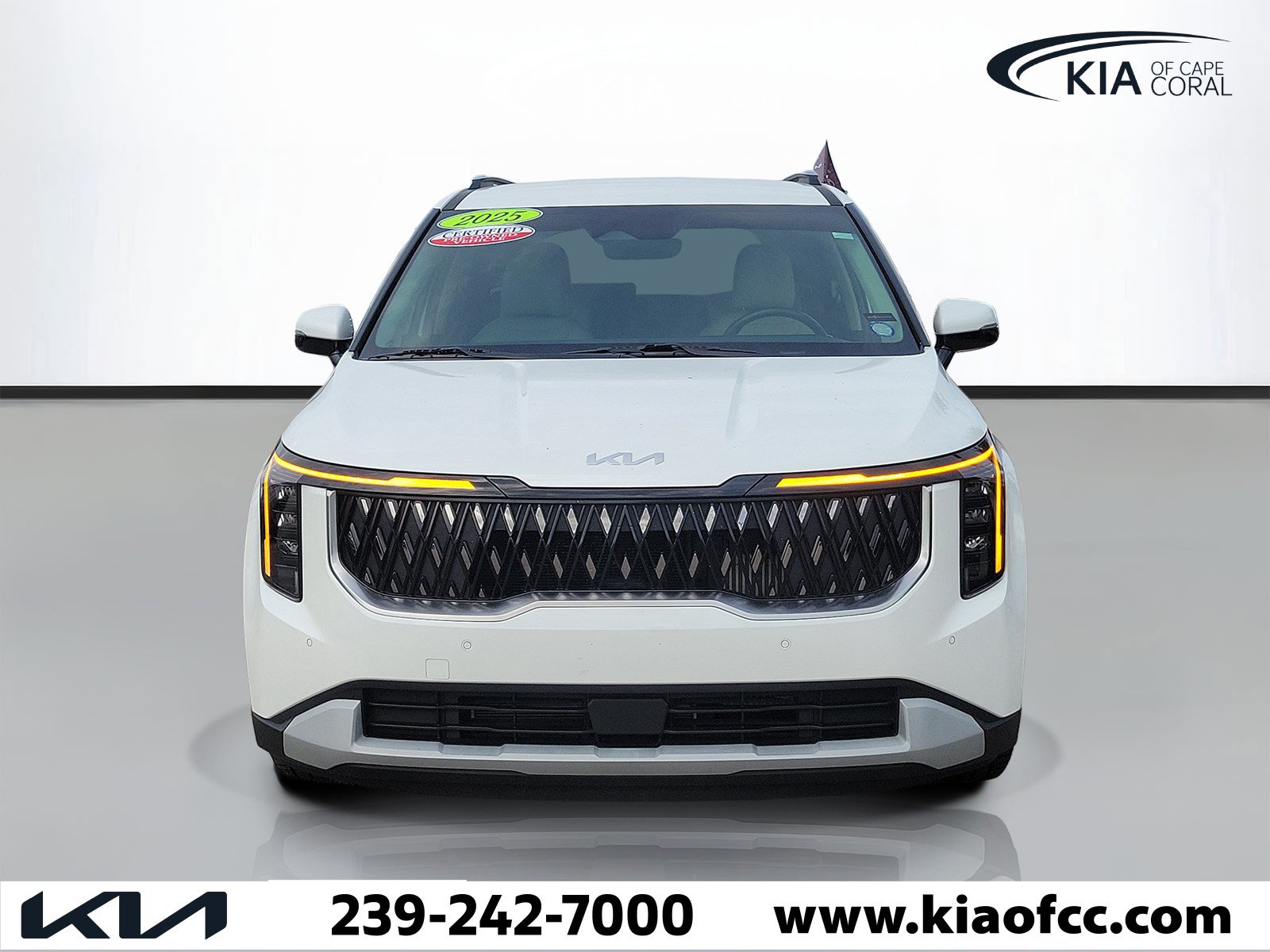Certified 2025 Kia Carnival EX FWD video 2