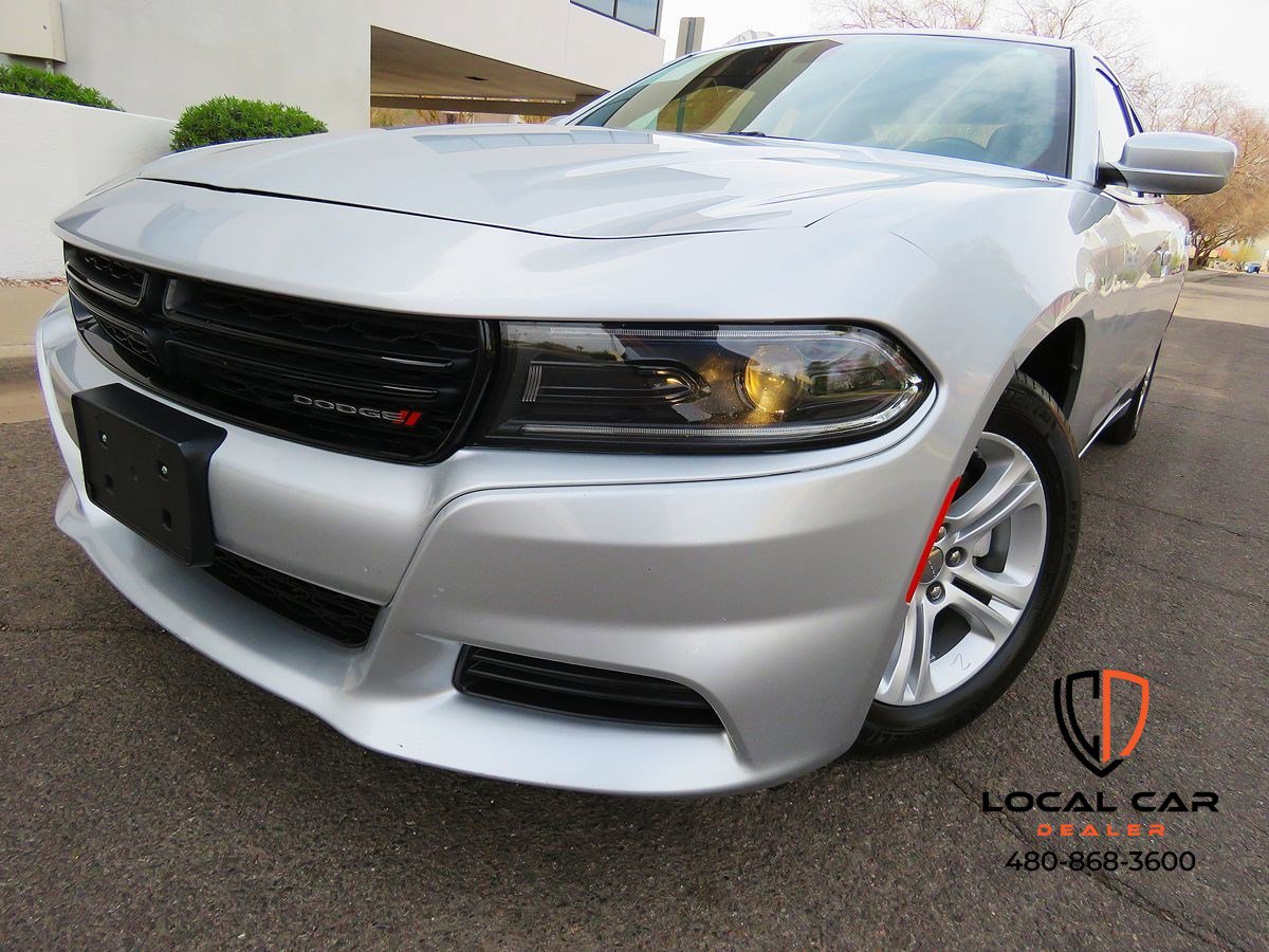 Used 2022 Dodge Charger SXT image 1
