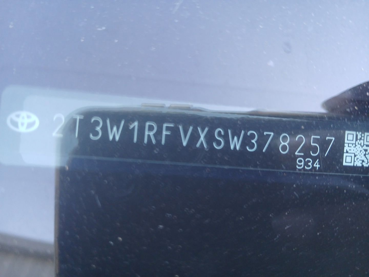 Used 2025 Toyota RAV4 XLE video 2