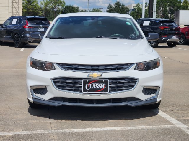 Used 2018 Chevrolet Malibu LS FWD image 2