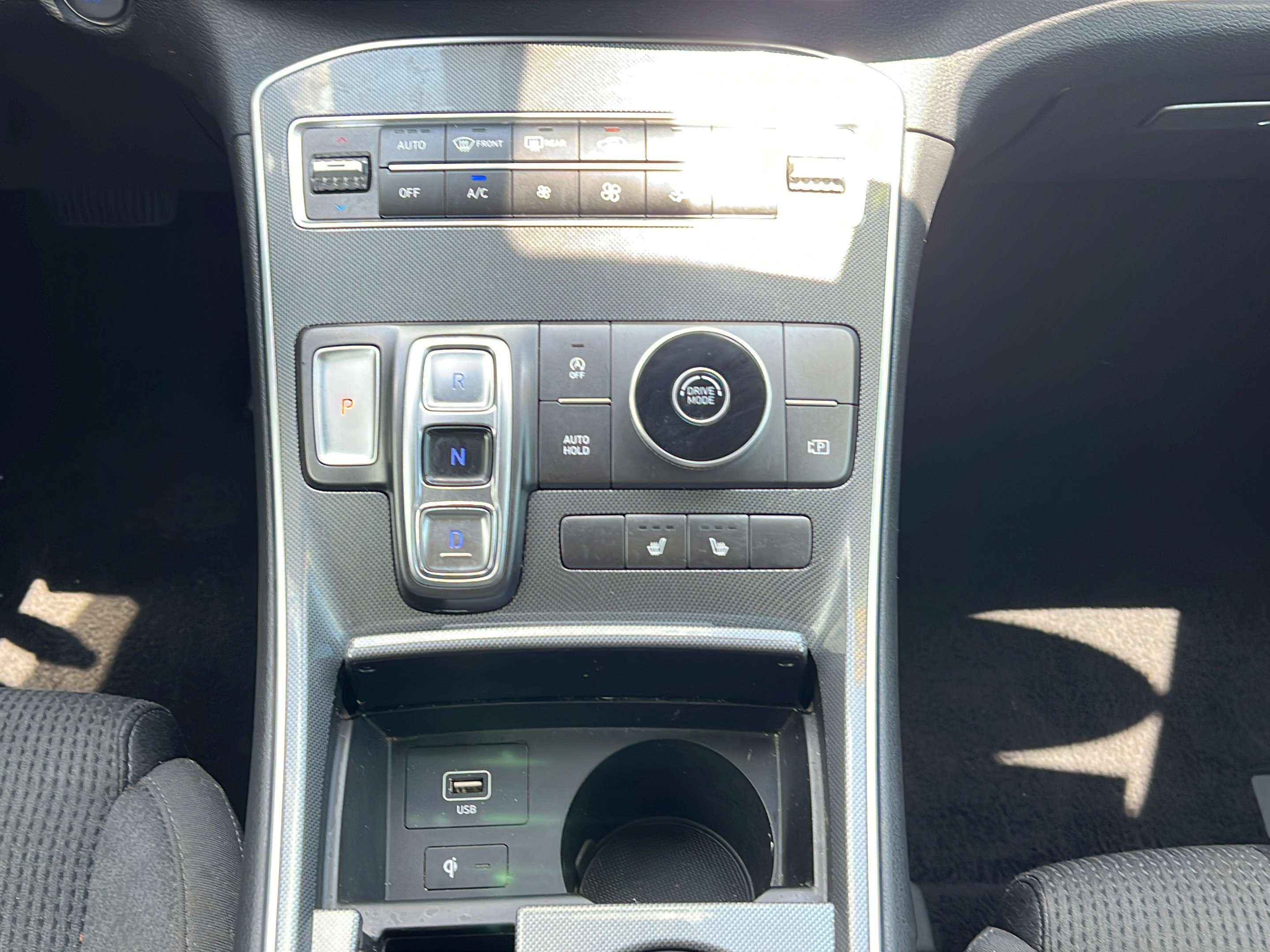 Used 2022 Hyundai Santa Fe XRT FWD image 15