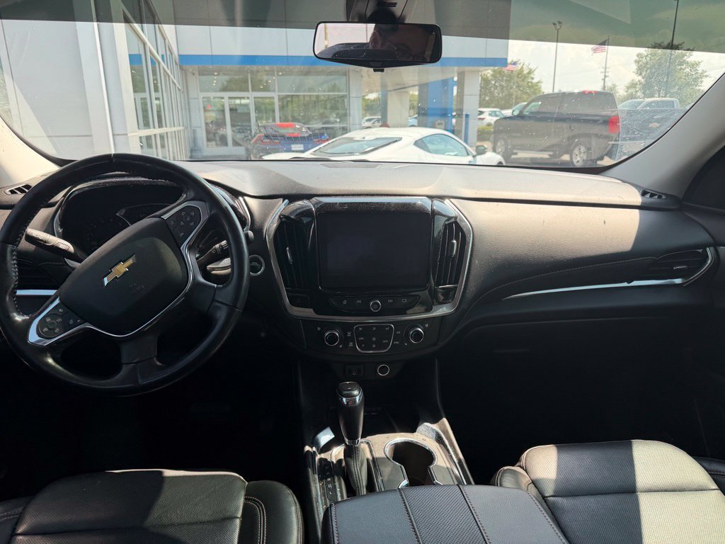 Used 2019 Chevrolet Traverse Premier w/ Driver Confidence II Package FWD image 6