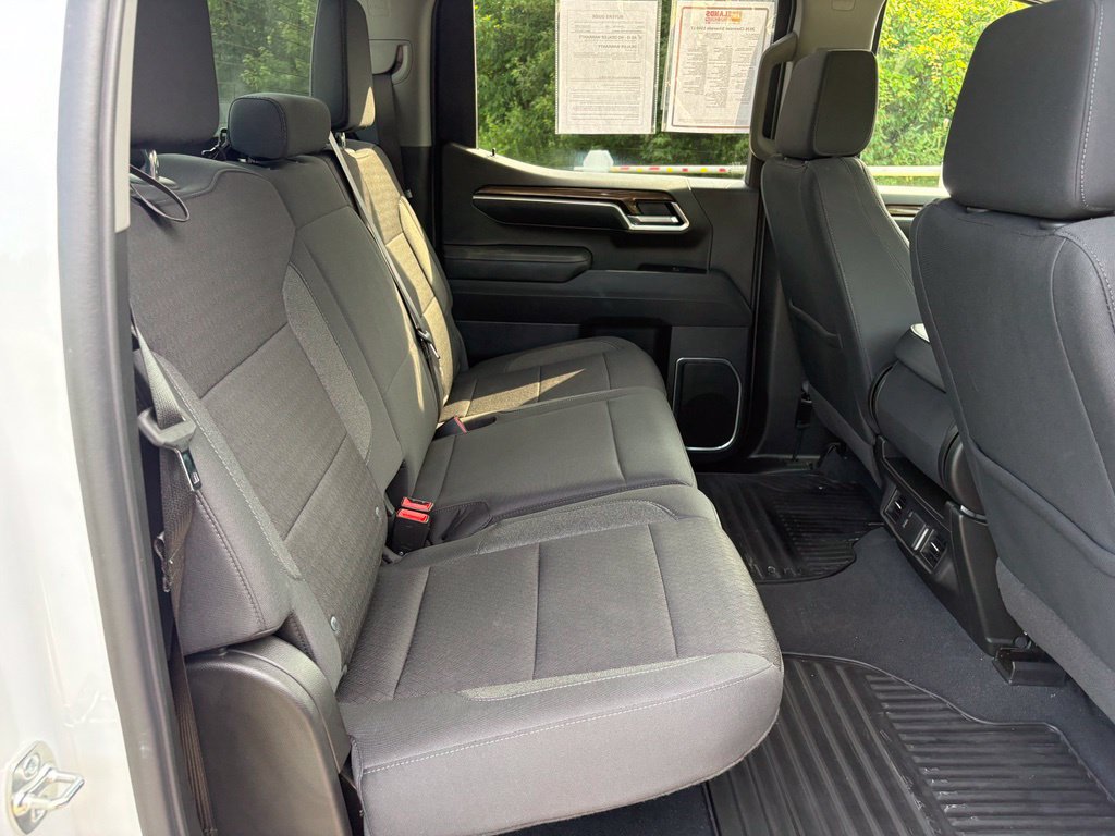 Used 2026 Chevrolet Silverado 1500 LT AWD/4WD image 35