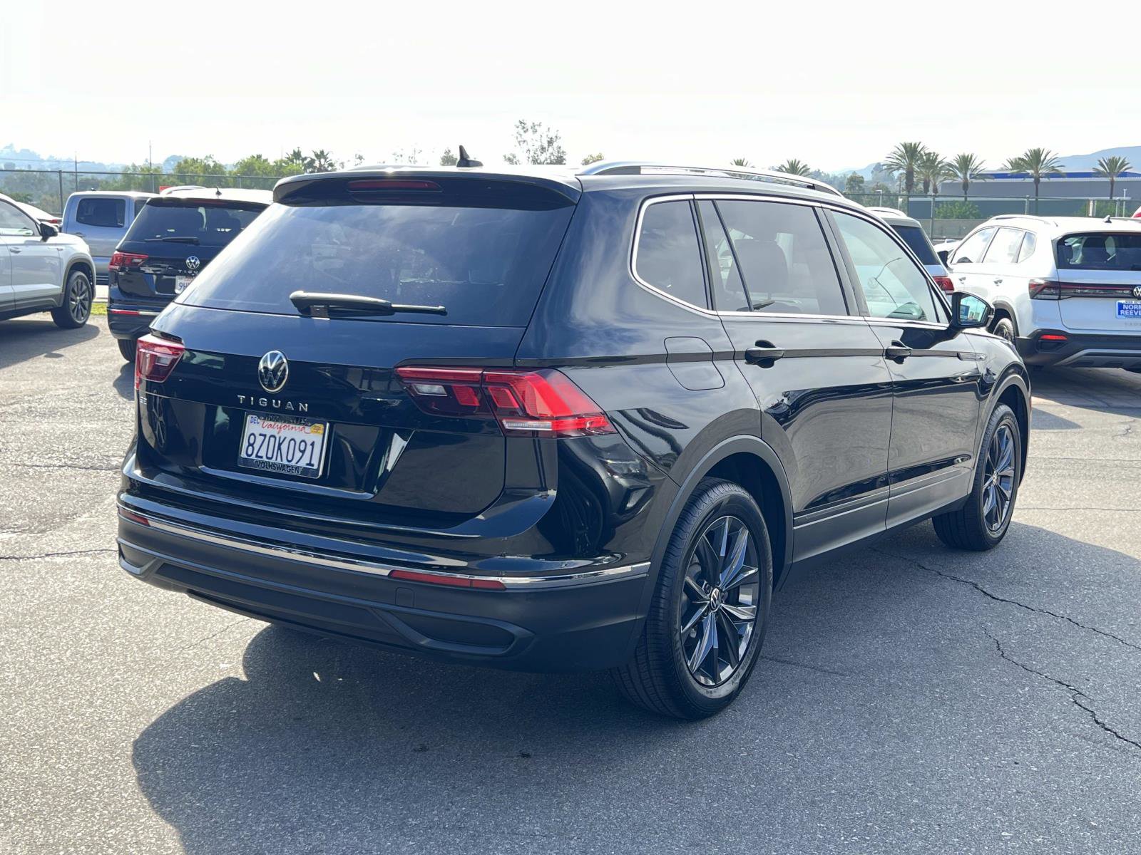 Certified 2022 Volkswagen Tiguan SE image 23