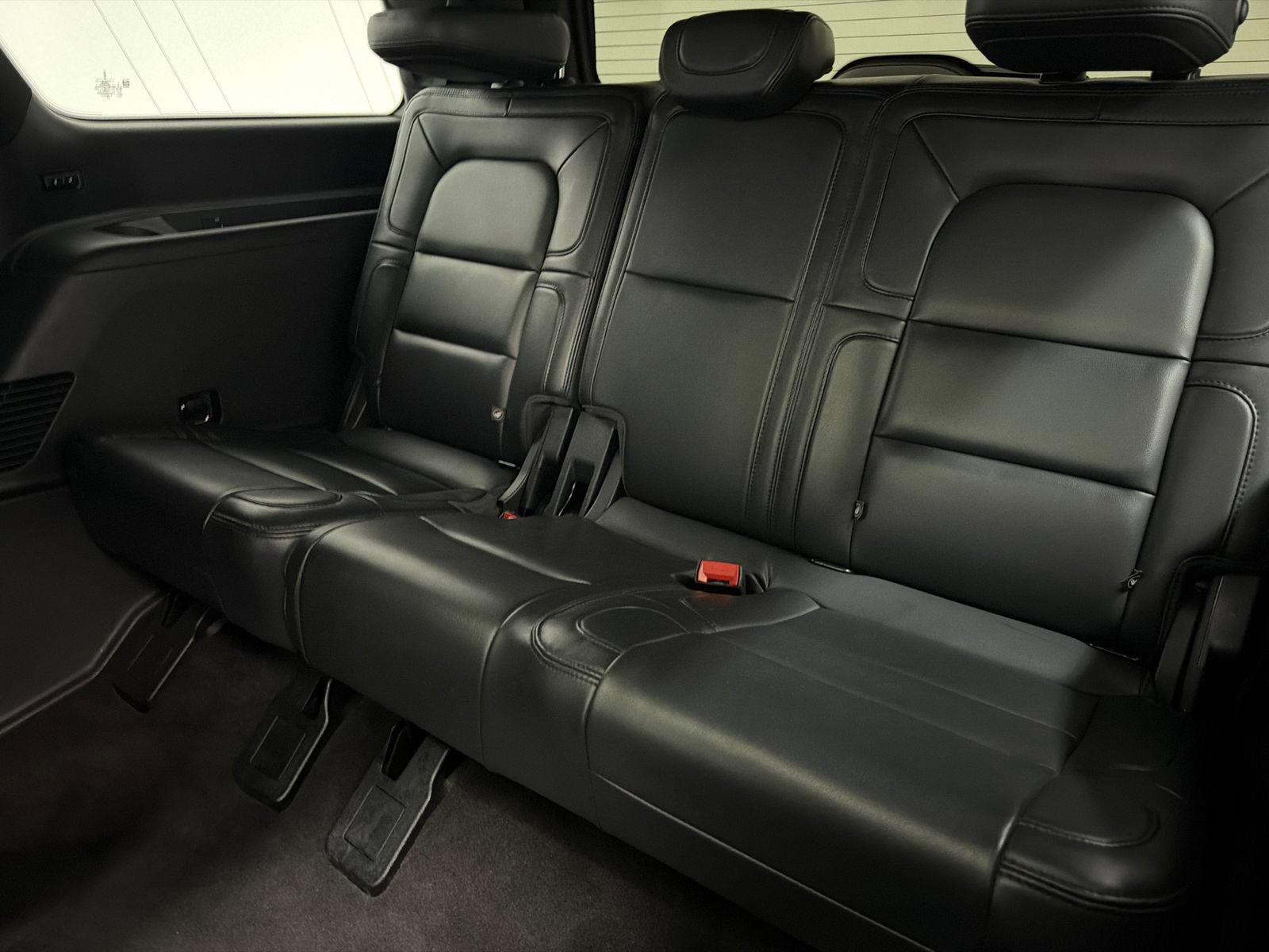 Certified 2023 Lincoln Navigator Reserve AWD/4WD image 21