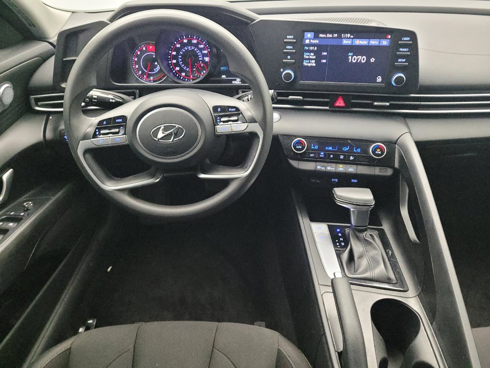 Used 2021 Hyundai Elantra SEL FWD image 22