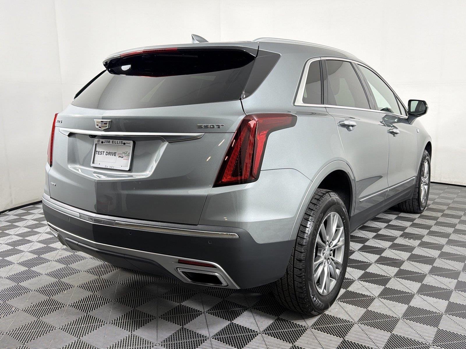 Used 2023 Cadillac XT5 Premium Luxury AWD/4WD image 6