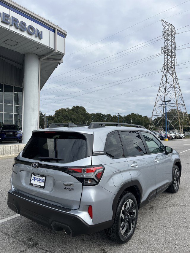 New 2025 Subaru Forester Limited image 3