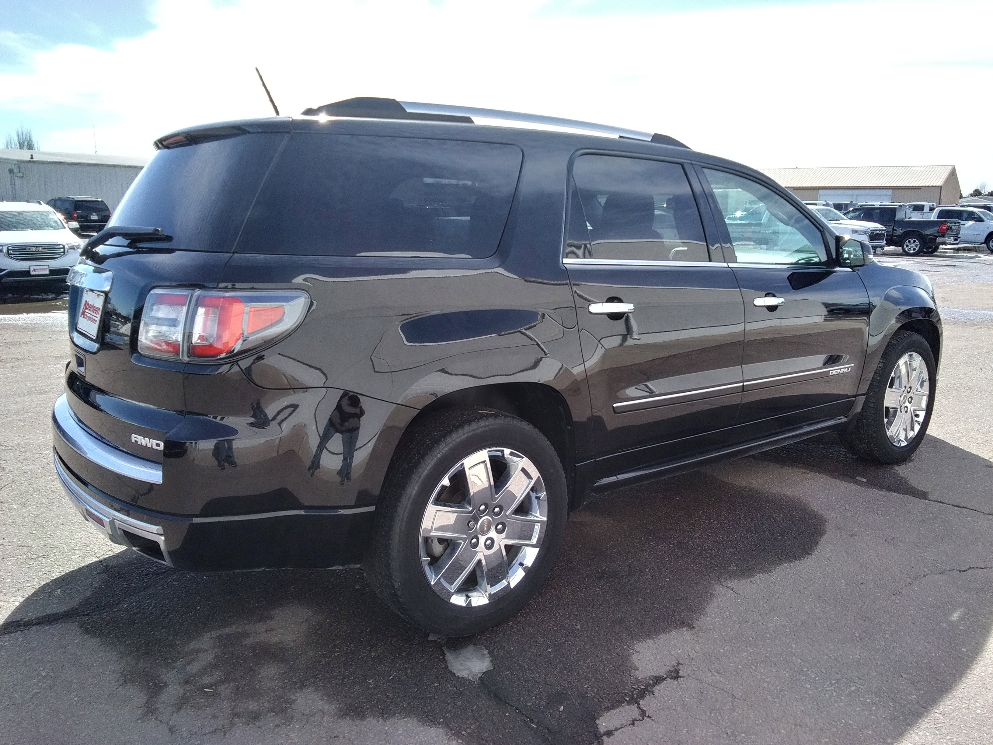 Used 2016 GMC Acadia Denali image 5