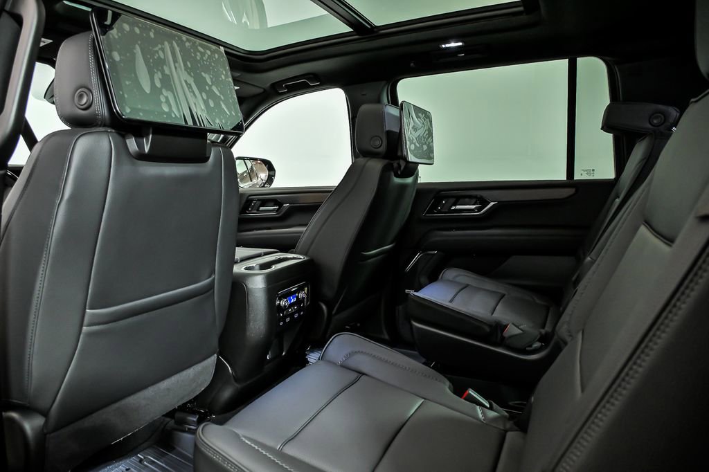 New 2026 GMC Yukon XL Denali image 11