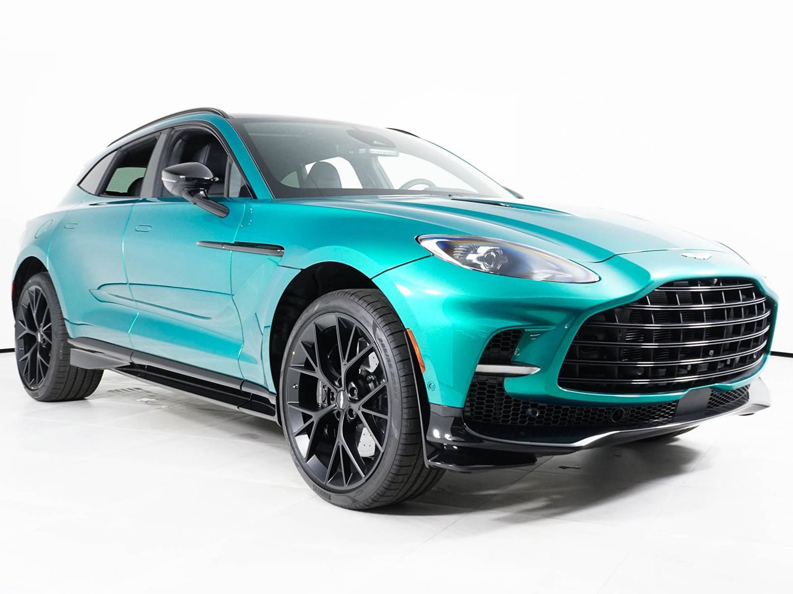 New 2026 Aston Martin DBX 707 AWD/4WD image 17